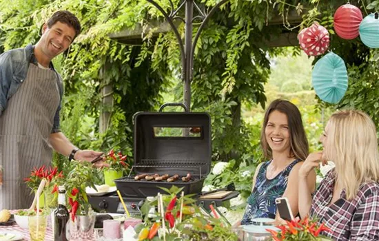Mit der Outdoor-Küche im Garten zu neuen Möglichkeiten Mit der Outdoor-Küche im Garten zu neuen Möglichkeiten